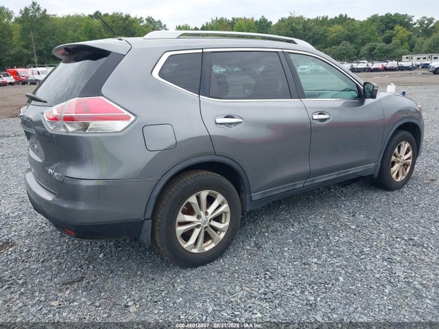 46018807 :رقم المزاد ، 5N1AT2MV4FC877316 vin ، 2015 Nissan Rogue Sv مزاد بيع