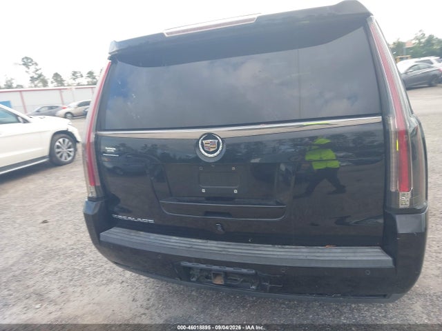 46018895 :رقم المزاد ، 1GYS3BKJ2FR211345 vin ، 2015 Cadillac Escalade Luxury مزاد بيع