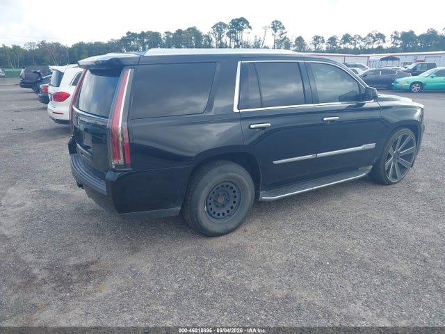 46018895 :رقم المزاد ، 1GYS3BKJ2FR211345 vin ، 2015 Cadillac Escalade Luxury مزاد بيع