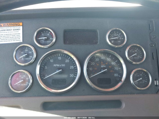 46018896 :رقم المزاد ، 1XPHA49X8DD185130 vin ، 2013 Peterbilt 386 مزاد بيع