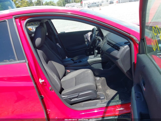 46018916 :رقم المزاد ، 3CZRU6H10NM748578 vin ، 2022 Honda Hr-v Awd Sport مزاد بيع