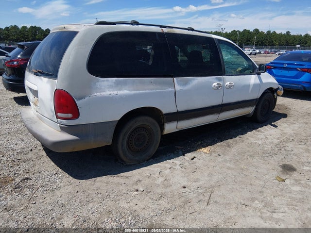 46018931 :رقم المزاد ، 2B4GP44G2XR233304 vin ، 1999 Dodge Grand Caravan Se مزاد بيع