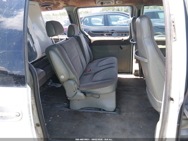 46018931 :رقم المزاد ، 2B4GP44G2XR233304 vin ، 1999 Dodge Grand Caravan Se مزاد بيع