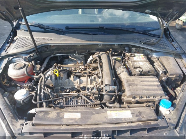46018944 :رقم المزاد ، 3VWG57AU7MM001009 vin ، 2021 Volkswagen Golf 1.4t Tsi مزاد بيع