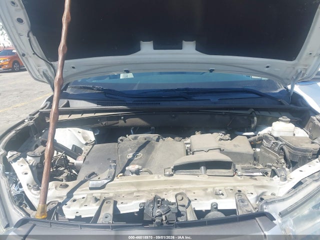 5TDKZRFH9JS545192 Toyota Highlander Xle