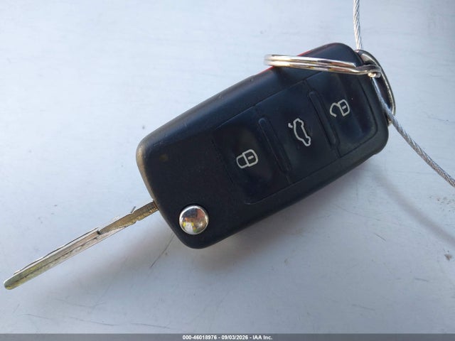 46018976 :رقم المزاد ، WVWFD7AJXAW238418 vin ، 2010 Volkswagen Gti 2-door مزاد بيع