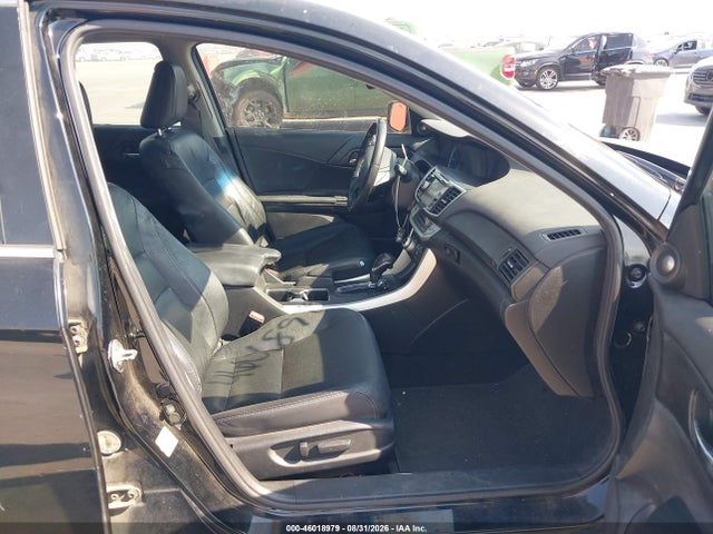 Продажа на аукционе авто 2013 Honda Accord Touring, vin: 1HGCR3F93DA015832, номер лота: 46018979