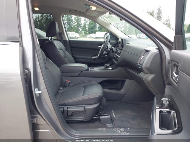 5N1DR3CE8TC263710 Nissan Pathfinder Sl