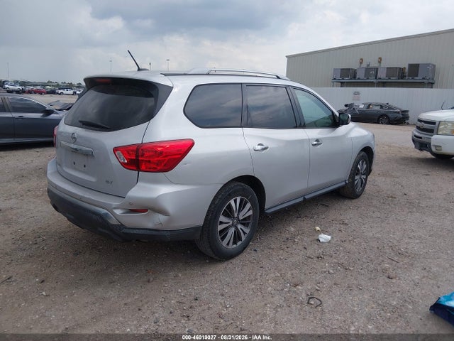 46019027 :رقم المزاد ، 5N1DR2MN1HC662216 vin ، 2017 Nissan Pathfinder Sv مزاد بيع