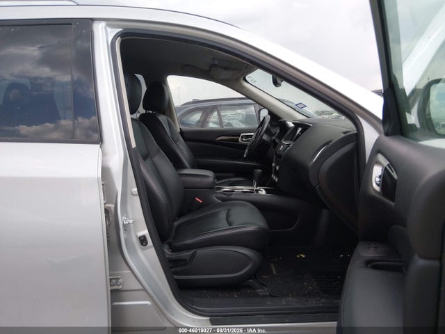 46019027 :رقم المزاد ، 5N1DR2MN1HC662216 vin ، 2017 Nissan Pathfinder Sv مزاد بيع