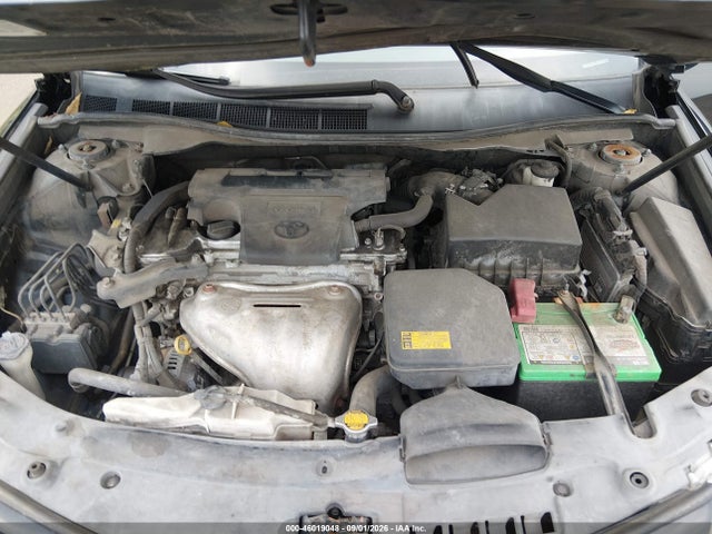 46019048 :رقم المزاد ، 4T1BF1FK0EU404966 vin ، 2014 Toyota Camry Se مزاد بيع
