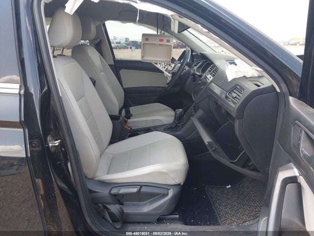2021 Volkswagen Tiguan 2.0t Se/2.0t Se R-line Black/2.0t Sel მანქანა იყიდება აუქციონზე, vin: 3VV3B7AX8MM090692, აუქციონის ნომერი: 46019051