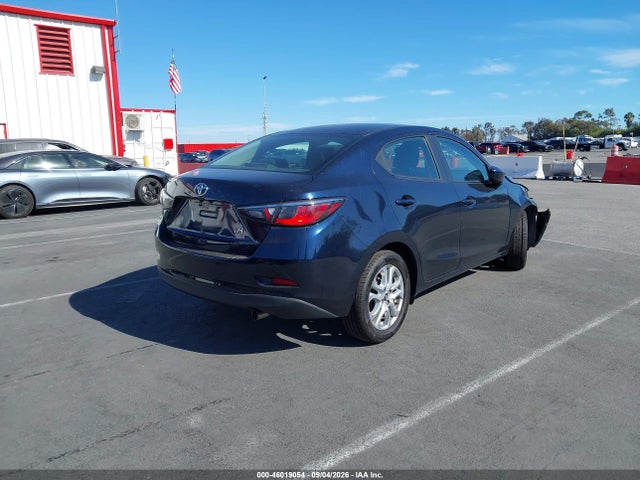 46019054 :رقم المزاد ، 3MYDLBYV1JY310123 vin ، 2018 Toyota Yaris Ia مزاد بيع