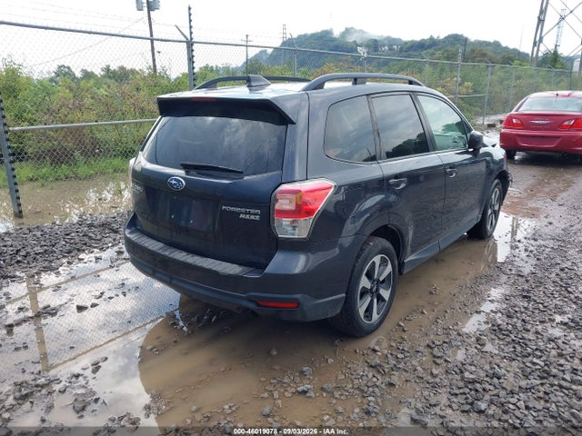 46019078 :رقم المزاد ، JF2SJADC3HH429843 vin ، 2017 Subaru Forester 2.5i Premium مزاد بيع