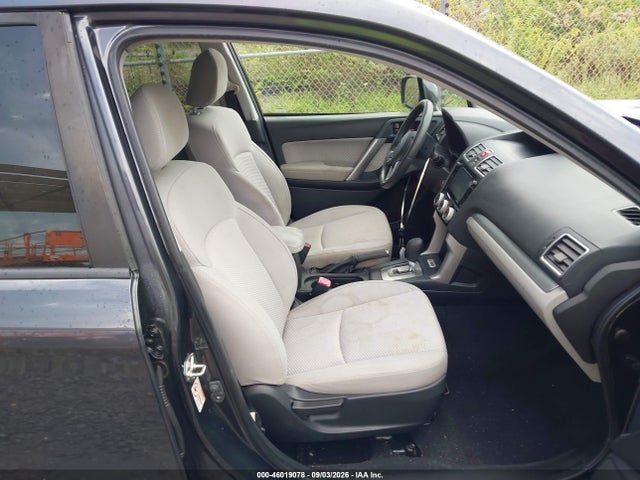 46019078 :رقم المزاد ، JF2SJADC3HH429843 vin ، 2017 Subaru Forester 2.5i Premium مزاد بيع