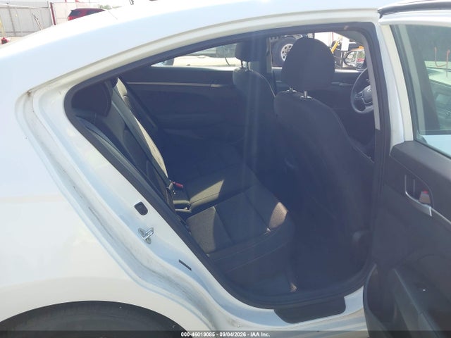 Продаж на аукціоні авто 2018 Hyundai Elantra Se, vin: 5NPD74LF3JH354099, номер лоту: 46019085