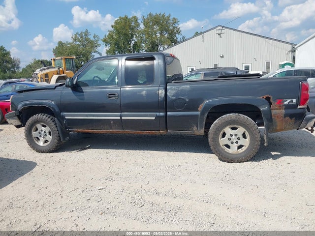Продаж на аукціоні авто 2005 Chevrolet Silverado 1500 Z71, vin: 1GCEK19B95E229099, номер лоту: 46019093