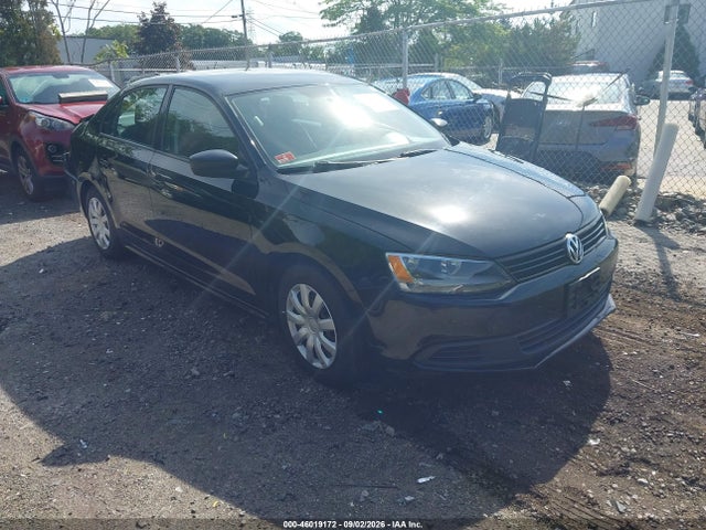 Продаж на аукціоні авто 2014 Volkswagen Jetta 2.0l S, vin: 3VW2K7AJ3EM328419, номер лоту: 46019172
