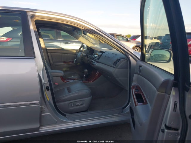 2006 Toyota Camry Xle V6 მანქანა იყიდება აუქციონზე, vin: 4T1BF30K46U115904, აუქციონის ნომერი: 46019184