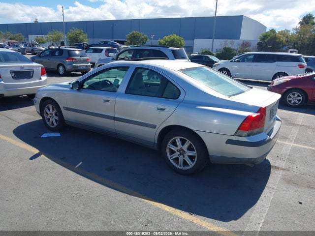 2002 Volvo S60 2.4 მანქანა იყიდება აუქციონზე, vin: YV1RS61R822144804, აუქციონის ნომერი: 46019203