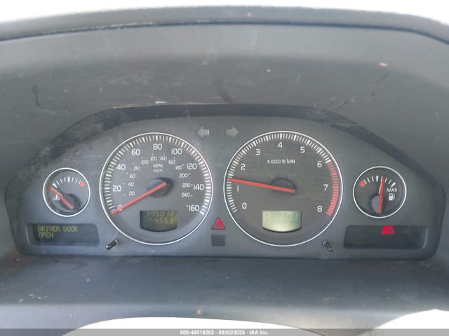 2002 Volvo S60 2.4 მანქანა იყიდება აუქციონზე, vin: YV1RS61R822144804, აუქციონის ნომერი: 46019203