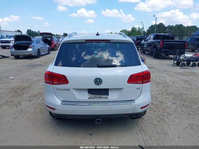 2014 Volkswagen Touareg 3.6l Sport მანქანა იყიდება აუქციონზე, vin: WVGEF9BP0ED014253, აუქციონის ნომერი: 46019229