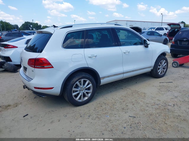 2014 Volkswagen Touareg 3.6l Sport მანქანა იყიდება აუქციონზე, vin: WVGEF9BP0ED014253, აუქციონის ნომერი: 46019229