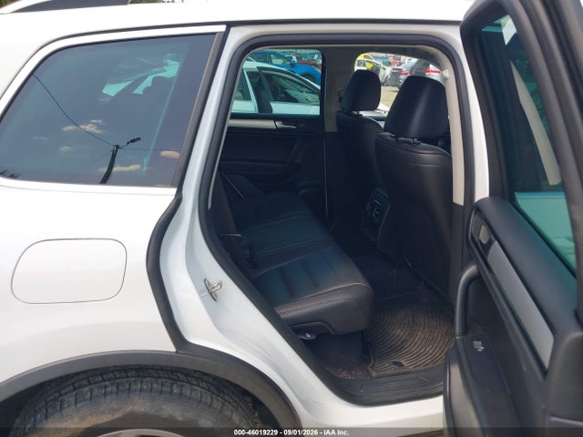 2014 Volkswagen Touareg 3.6l Sport მანქანა იყიდება აუქციონზე, vin: WVGEF9BP0ED014253, აუქციონის ნომერი: 46019229
