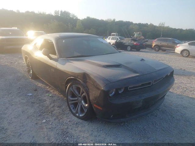46019238 :رقم المزاد ، 2C3CDZBT0GH129363 vin ، 2016 Dodge Challenger R/t مزاد بيع