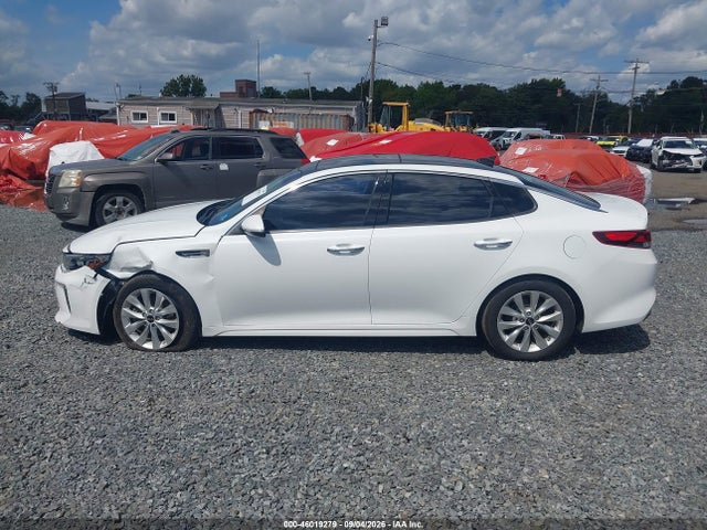 Продаж на аукціоні авто 2018 Kia Optima S, vin: 5XXGT4L36JG241709, номер лоту: 46019279
