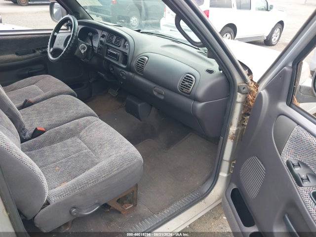 1999 Dodge Ram 1500 St მანქანა იყიდება აუქციონზე, vin: 1B7HC16Y1XS311187, აუქციონის ნომერი: 46019296