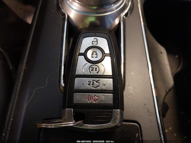 Продажа на аукционе авто 2019 Ford Fusion Hybrid Sel, vin: 3FA6P0MU5KR195752, номер лота: 46019302
