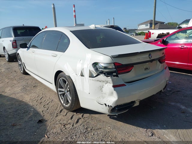 46019347 :رقم المزاد ، WBA7F2C5XGG418841 vin ، 2016 Bmw 750i Xdrive مزاد بيع