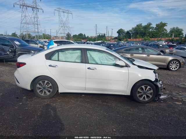 KIA RIO S 2023 3KPA24AD7PE572790 Image 12