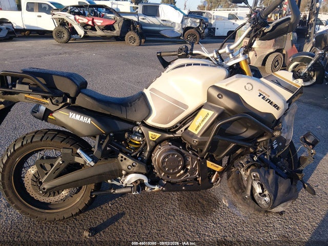 Yamaha XT1200ZC 2017 JYADP06Y7HA000377 Image 12