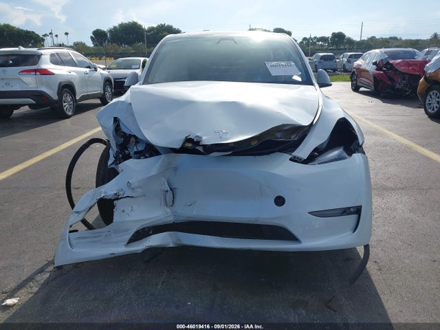 46019416 :رقم المزاد ، 7SAYGAEE3RF103813 vin ، 2024 Tesla Model Y Long Range Dual Motor All-wheel Drive مزاد بيع