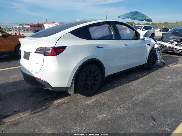 46019416 :رقم المزاد ، 7SAYGAEE3RF103813 vin ، 2024 Tesla Model Y Long Range Dual Motor All-wheel Drive مزاد بيع