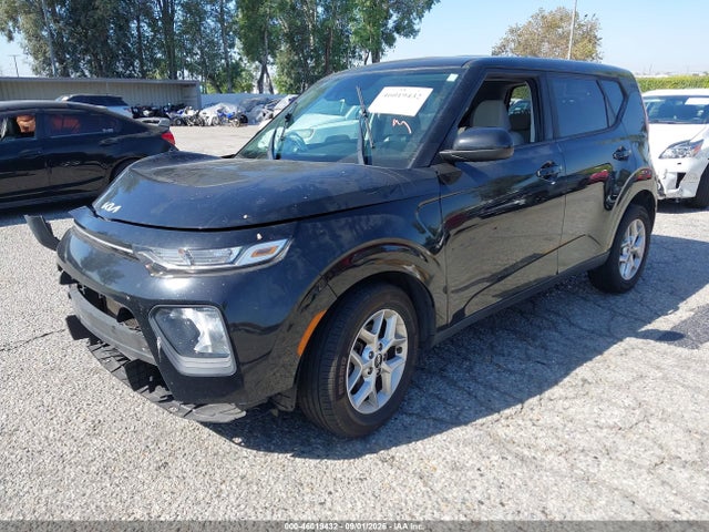 KIA SOUL LX 2022 KNDJ23AU1N7175132 Image 2