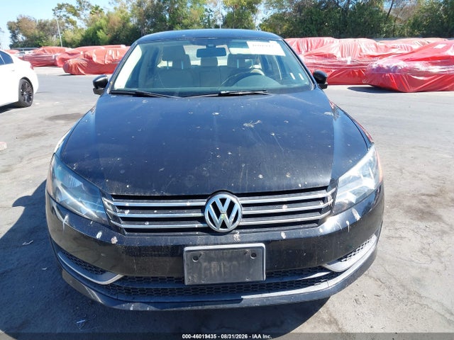 1VWAT7A37EC093079 Volkswagen Passat 1.8t Wolfsburg Edition