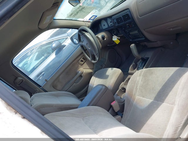 46019485 :رقم المزاد ، 5TEVL52N51Z721225 vin ، 2001 Toyota Tacoma مزاد بيع