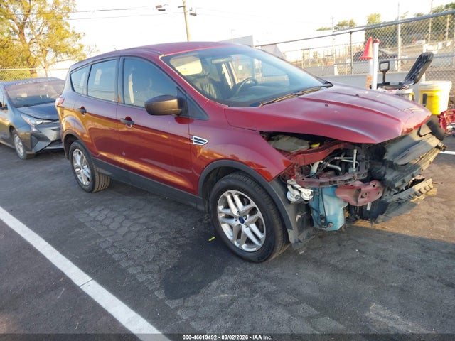 Продаж на аукціоні авто 2016 Ford Escape S, vin: 1FMCU0F79GUB88876, номер лоту: 46019492