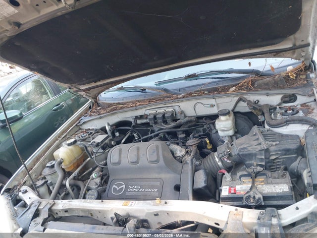 2005 Mazda Tribute S მანქანა იყიდება აუქციონზე, vin: 4F2CZ96185KM16526, აუქციონის ნომერი: 46019527