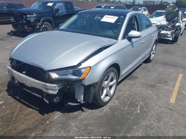 46019539 :رقم المزاد ، WAUACGFF6F1018583 vin ، 2015 Audi A3 1.8t Premium مزاد بيع