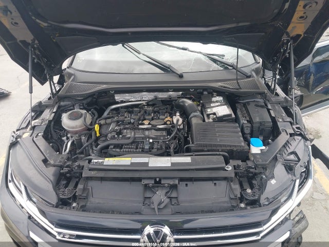 2019 Volkswagen Arteon 2.0t Se R-line მანქანა იყიდება აუქციონზე, vin: WVWFR7AN3KE028805, აუქციონის ნომერი: 46019555