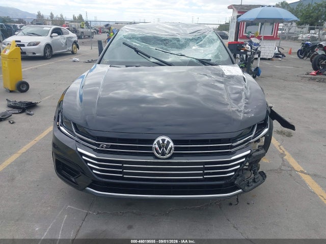2019 Volkswagen Arteon 2.0t Se R-line მანქანა იყიდება აუქციონზე, vin: WVWFR7AN3KE028805, აუქციონის ნომერი: 46019555