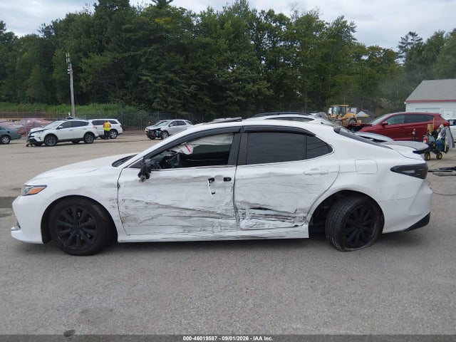 46019587 :رقم المزاد ، 4T1B11HK0KU799772 vin ، 2019 Toyota Camry Le مزاد بيع