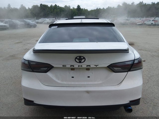 46019587 :رقم المزاد ، 4T1B11HK0KU799772 vin ، 2019 Toyota Camry Le مزاد بيع