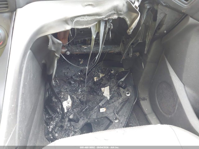 Продажа на аукционе авто 2014 Ford Escape Se, vin: 1FMCU9GX0EUB58388, номер лота: 46019592