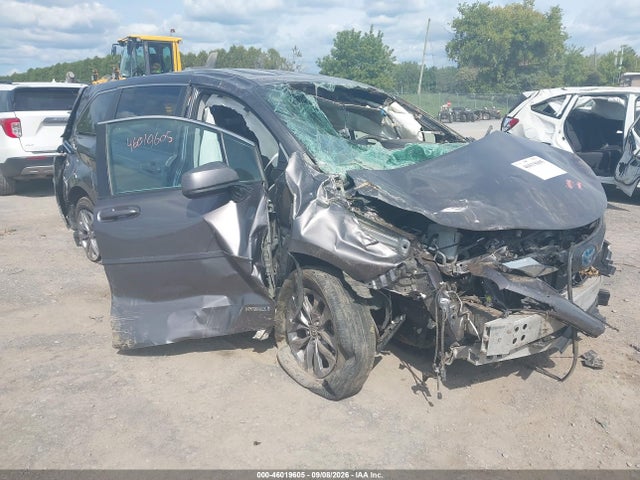 Продажа на аукционе авто 2021 Toyota Sienna Le, vin: 5TDKRKEC4MS023491, номер лота: 46019605