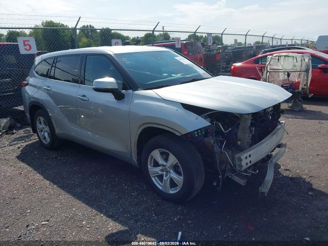 2021 Toyota Highlander Le მანქანა იყიდება აუქციონზე, vin: 5TDBZRBHXMS101541, აუქციონის ნომერი: 46019642